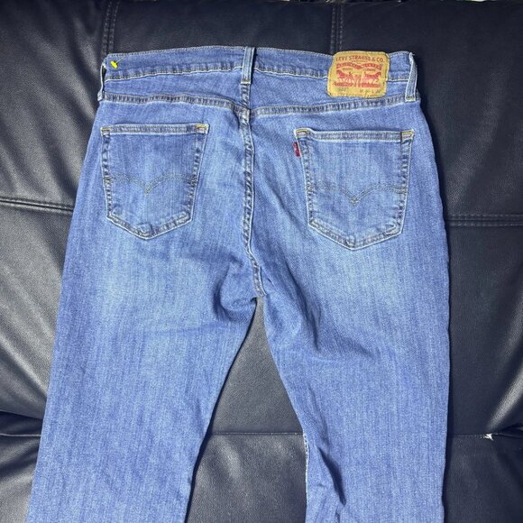 Levi's 559 Men's Straight Jeans Blue Denim Relaxed Fit 5-Pocket Design W35XL32 - Picture 8 of 16